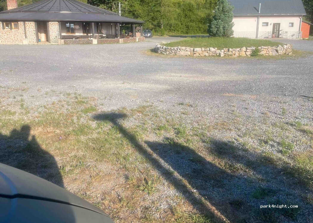 (53230) Ličko Petrovo Selo - Unnamed Road — foto 3
