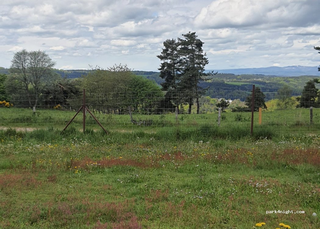 (48200) Les Monts-Verts - Unnamed Road — foto 3