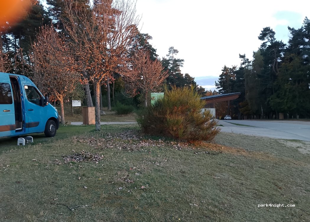 (48200) Les Monts-Verts - Unnamed Road — foto 4