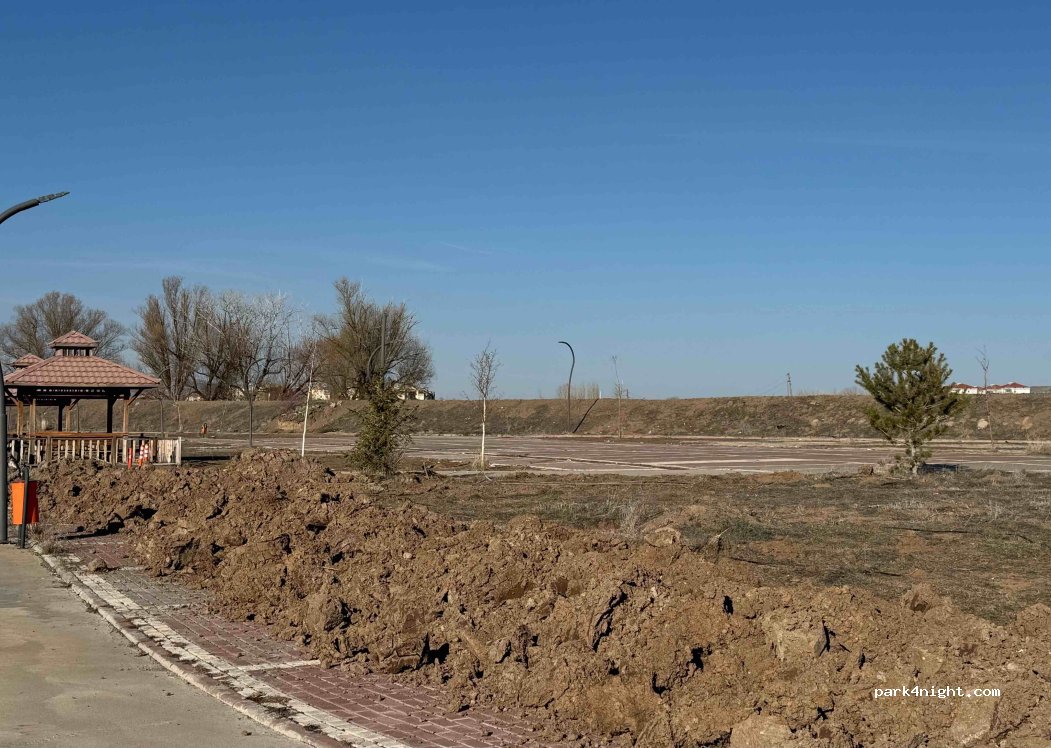 (58400) Şarkışla - Unnamed Road — foto 2
