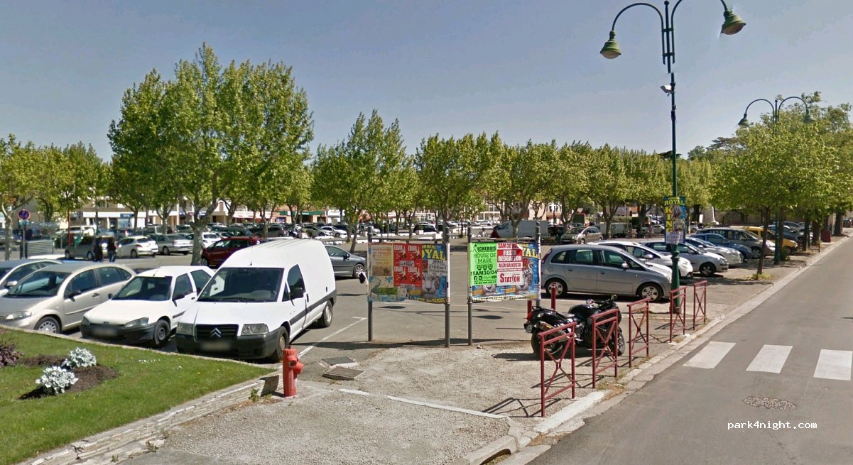 (13560) Senas - 38 Boulevard Mathieu Rech — foto