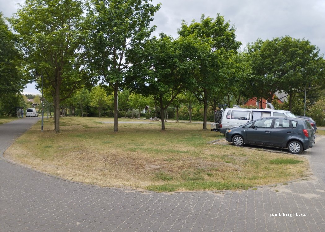 (15295) Groß Lindow - 2A Am Mühlenteich — foto