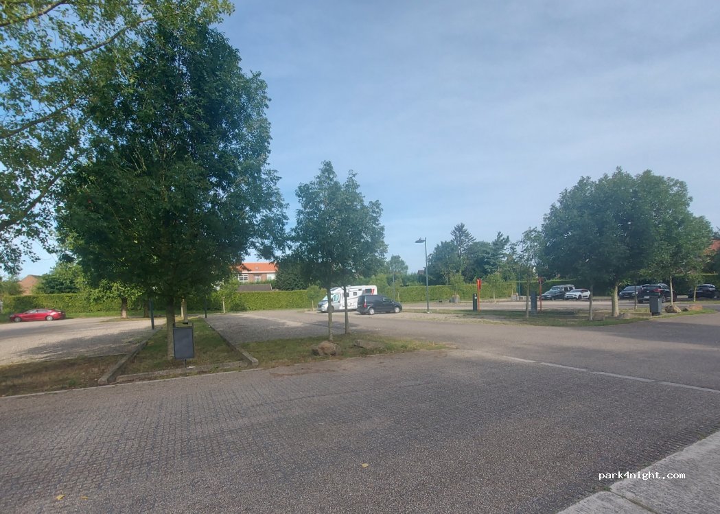 (3621) Lanaken - 22 Sint Pieter — foto