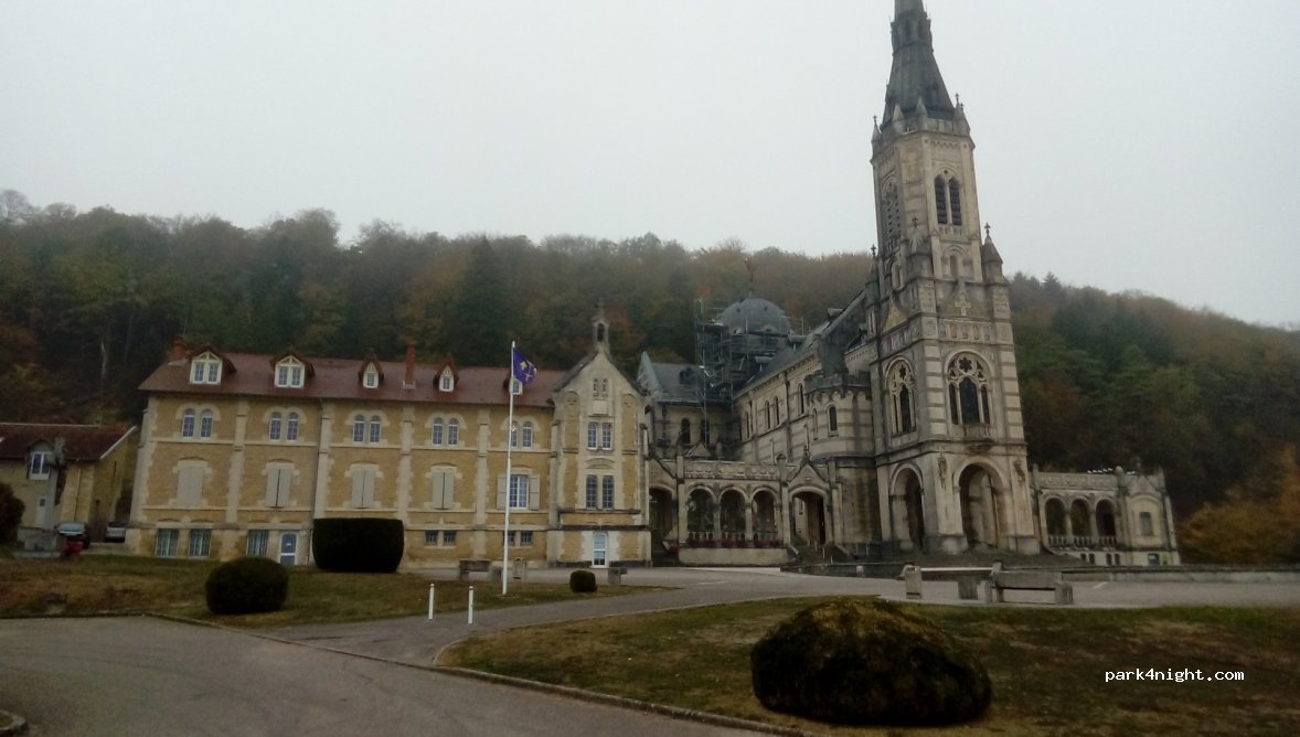 (88630) Domrémy-la-Pucelle - 4 Côte de la Basilique — foto 3