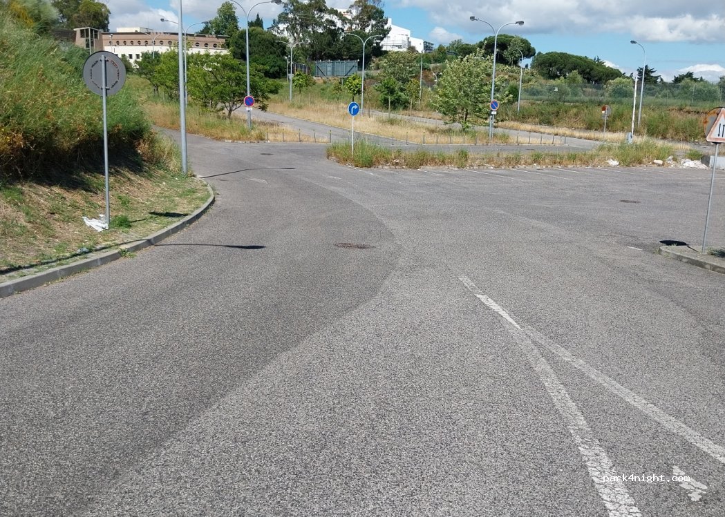 (2790) Carnaxide - Unnamed Road — foto 2
