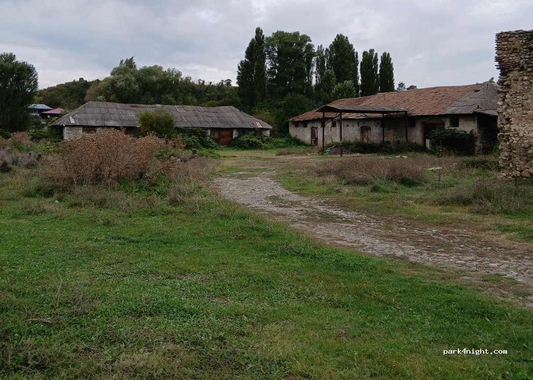 () Lower Chala - Samtavisi -Lower Chala Rd — foto 3