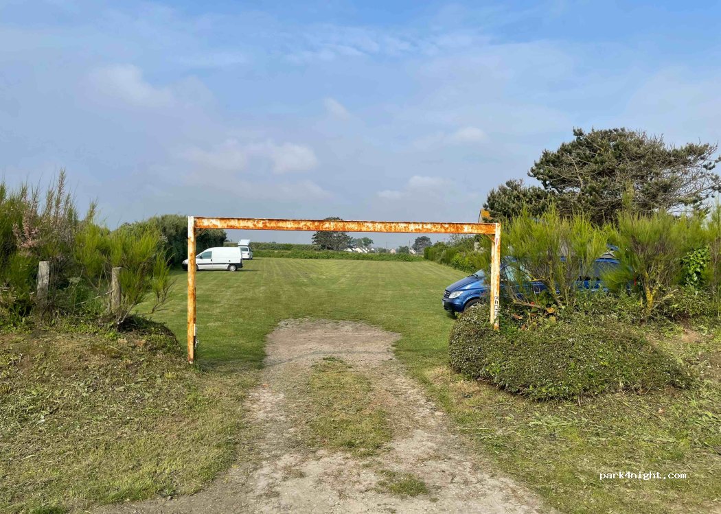 (50760) Montfarville - Rue de la Cote des Vikings — foto 2