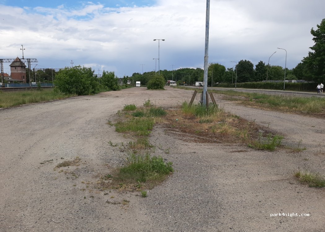 (73-150) Łobez - 10 Magazynowa — foto