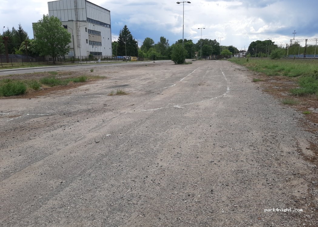 (73-150) Łobez - 10 Magazynowa — foto 2