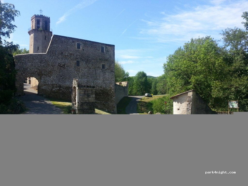 (09230) Tourtouse - 24 Village — foto