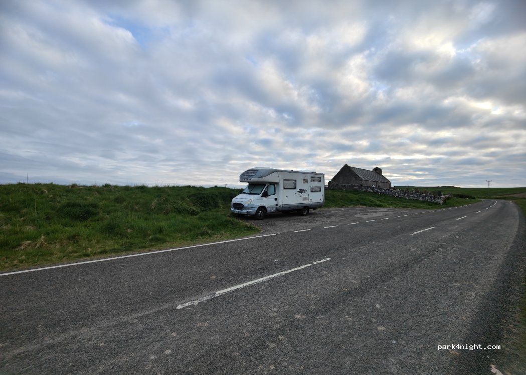(KW17 2RW) Burwick - A961 — foto