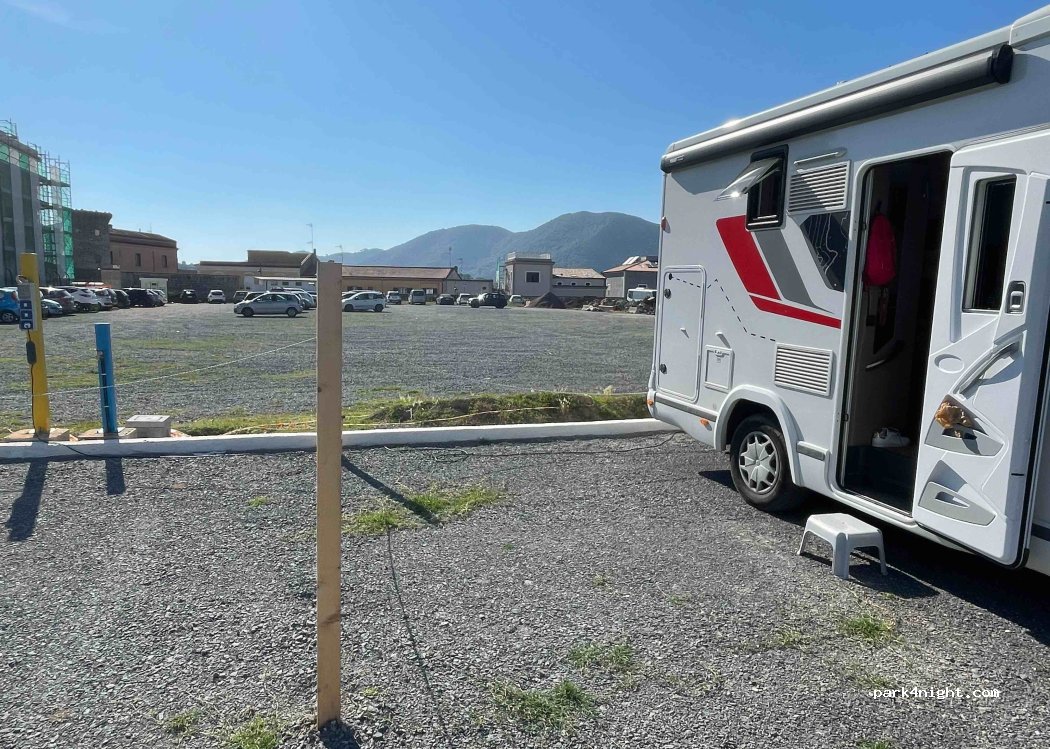 (81037) Sessa Aurunca - 15 Viale Trieste — foto 2