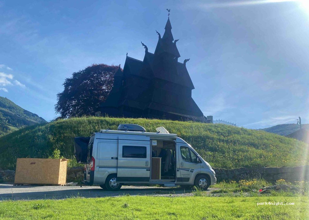 (6893) Vik i Sogn - 61 Hopperstadvegen — foto