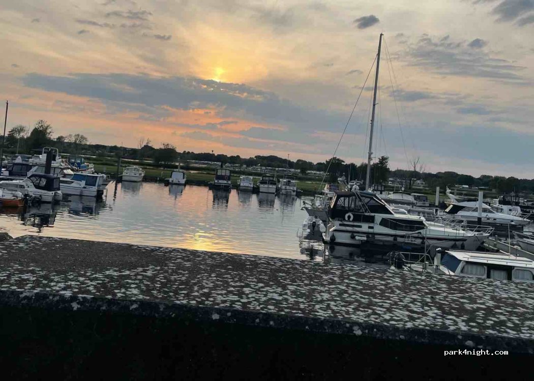 Helenawerf Watersport — foto 2