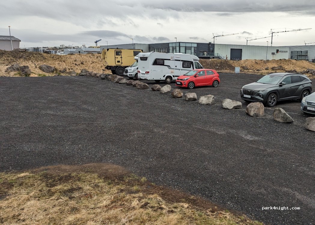 (200) Kópavogur - 42 Vesturvör — foto