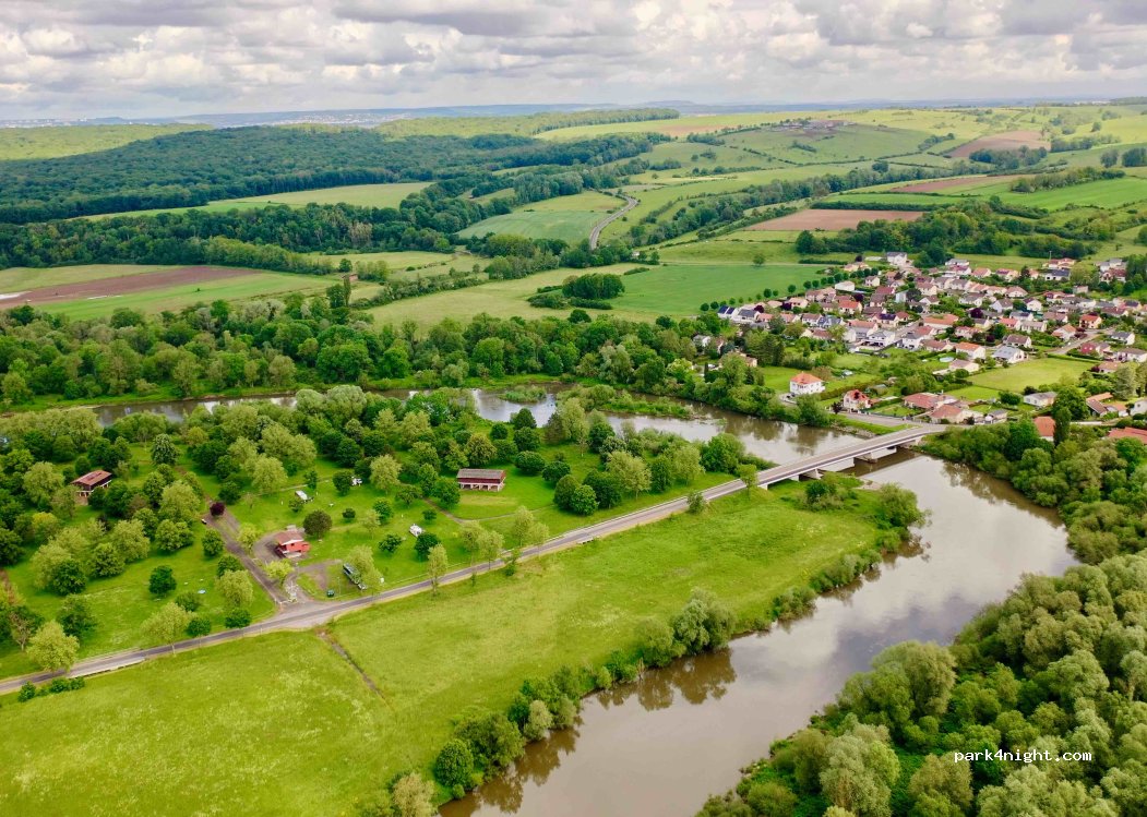 Aire de camping-car Le Grand Vanné | Tonnoy — foto 3