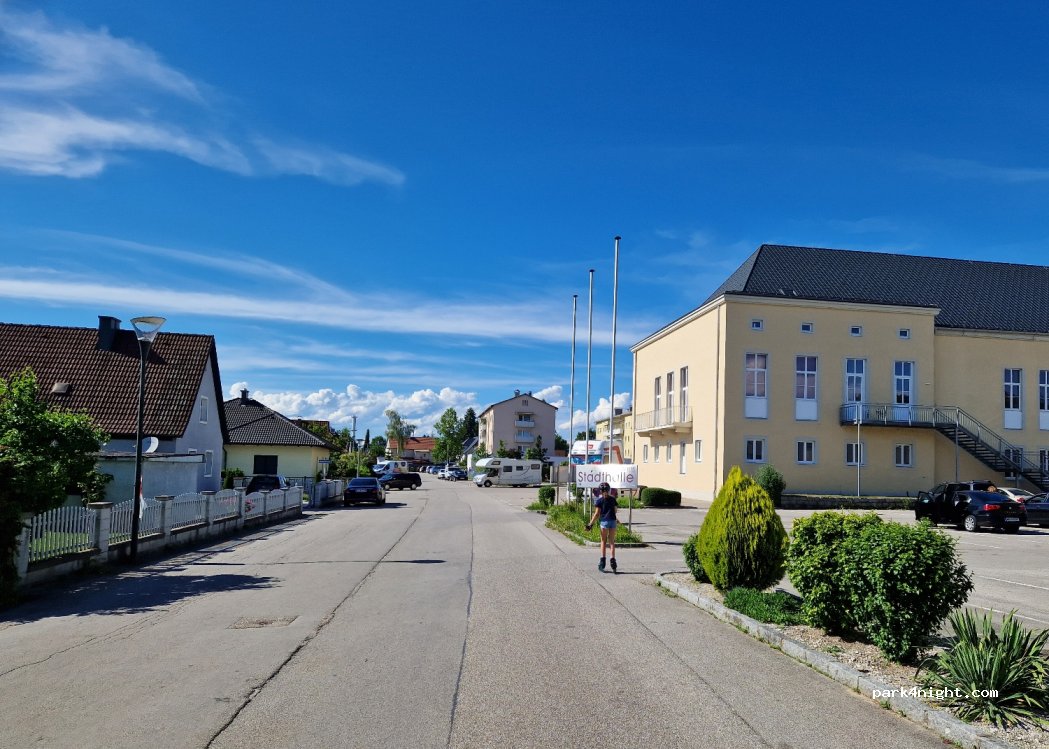 (4470) Enns - 29 Hanusch-Straße — foto