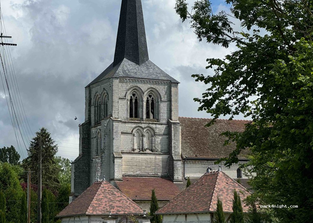 (10700) Pouan-les-Vallées - 2 Rue du Moulin — foto 2