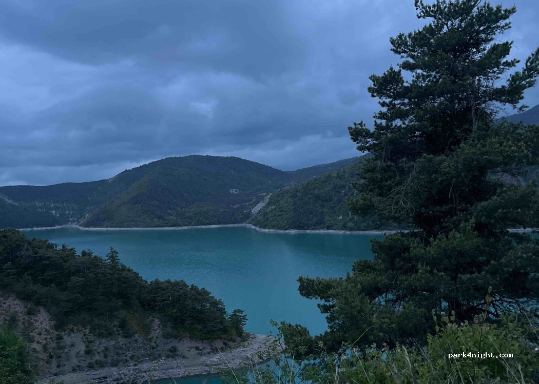 (04170) Saint-Julien-du-Verdon - D955 — foto 2