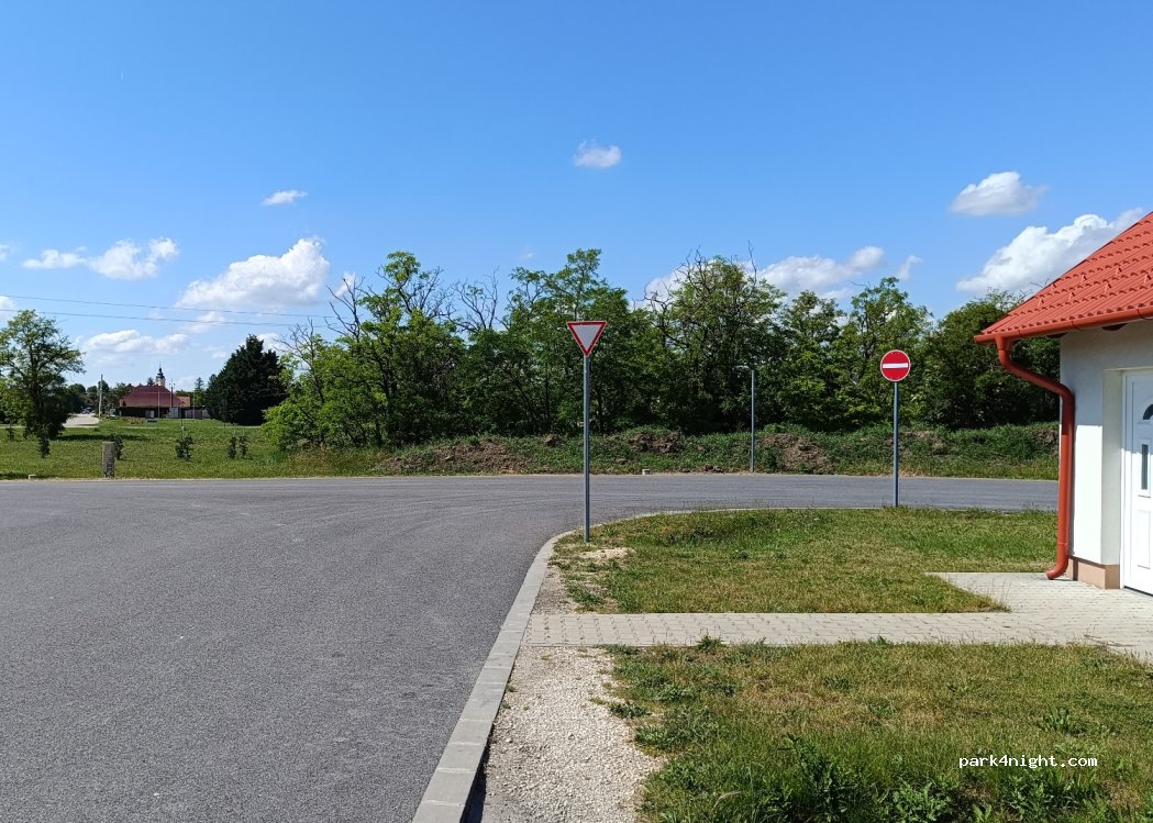 (9245) Mosonszolnok - 37 Szabadság út — foto 3