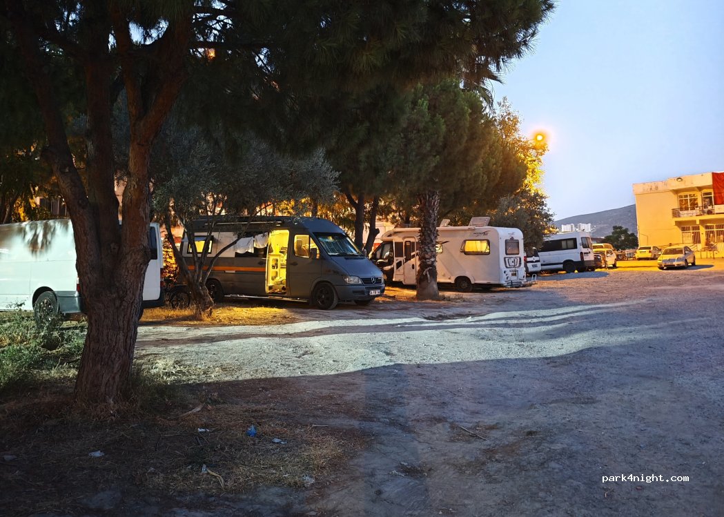 (09400) Kuşadası - 17/A Ferit Demirel Ali Çallı Sokak — foto 2