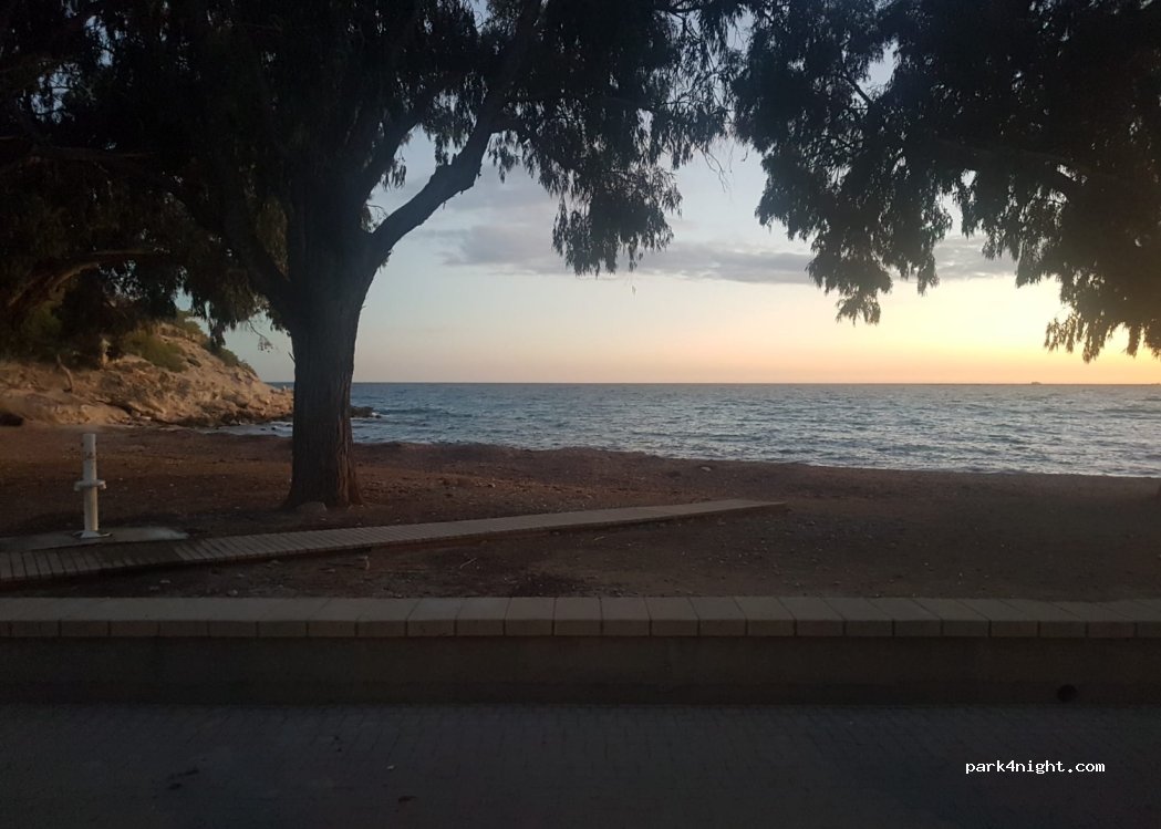 (03570) Villajoyosa - Avenida Tellerola — foto 3