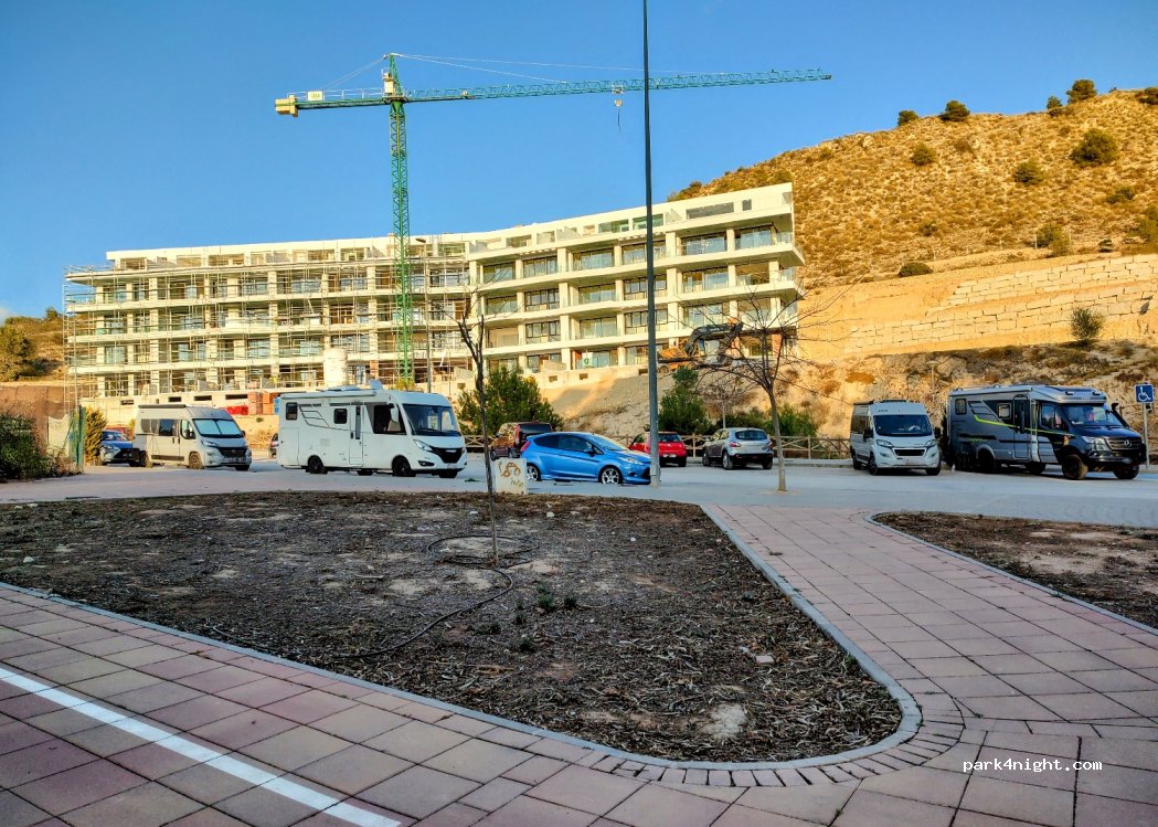(03570) Villajoyosa - Avenida Tellerola — foto 4