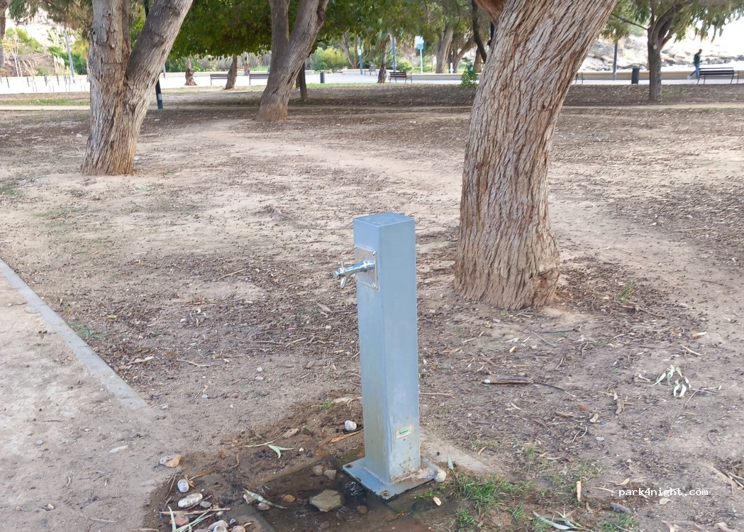 (03570) Villajoyosa - Avenida Tellerola — foto 5
