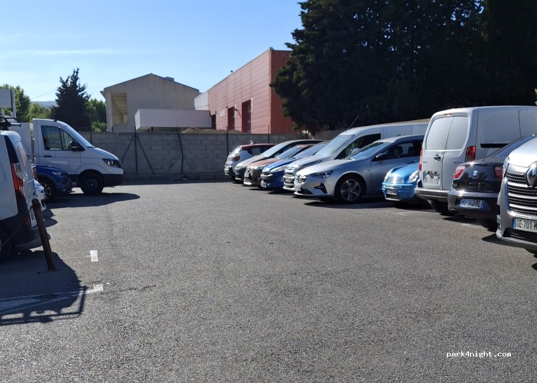 (13600) La Ciotat - 6 Avenue Ernest Subilia — foto