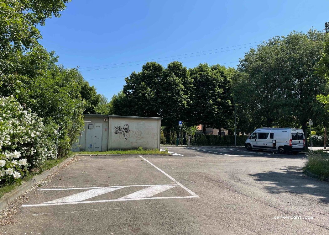 (42019) Scandiano - 70 Via Giuseppe Mazzini — foto