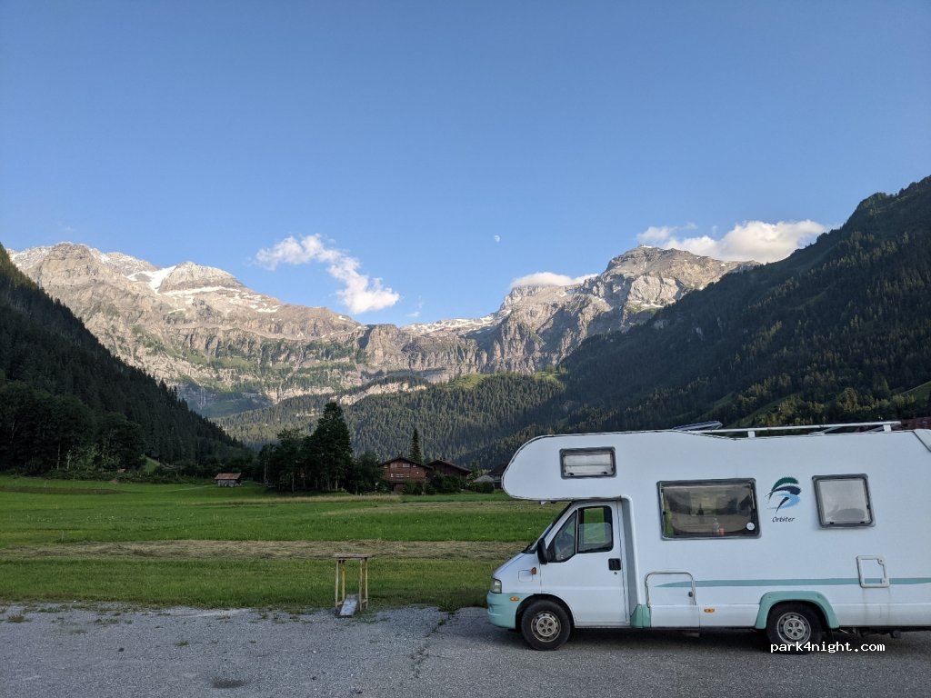 (3775) Lenk - 27 Oberriedstrasse — foto