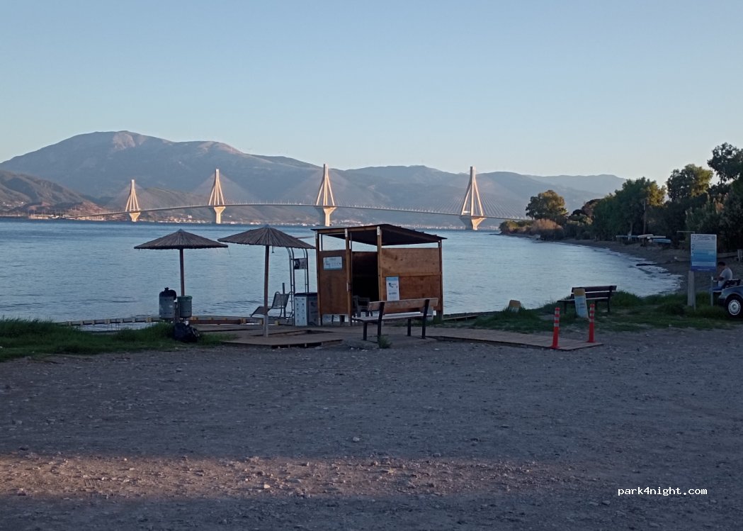 (265 04) Patra - 1 Platia Petmeza — foto 3