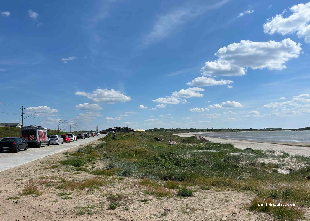 (432 54) Varberg - 2 Tångkörarvägen — foto