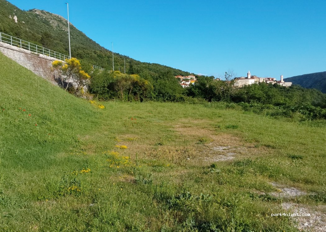 (52234) Plomin Luka - — foto
