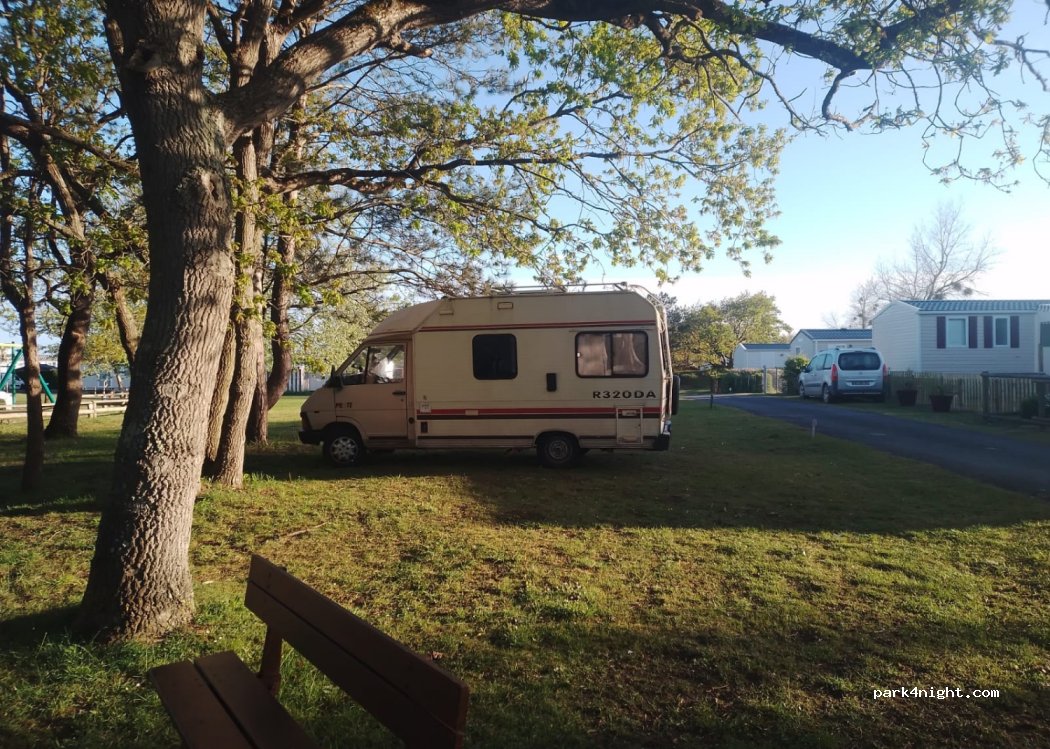 Camping Les Peupliers — foto 3