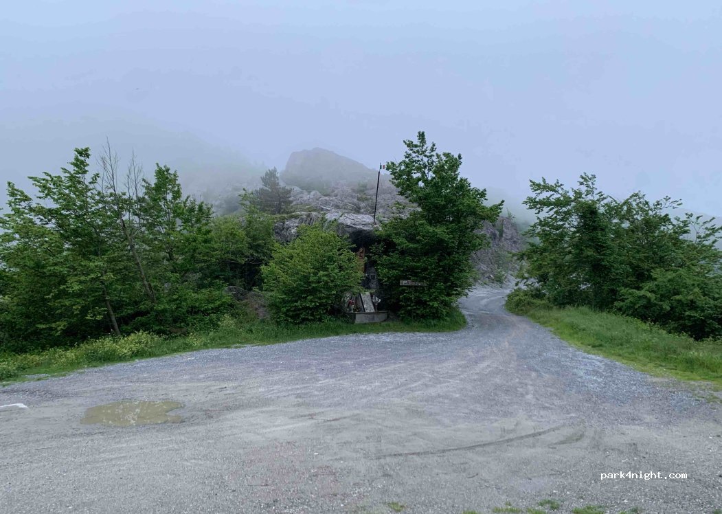 (17047) Vado Ligure - Rocche Bianche — foto