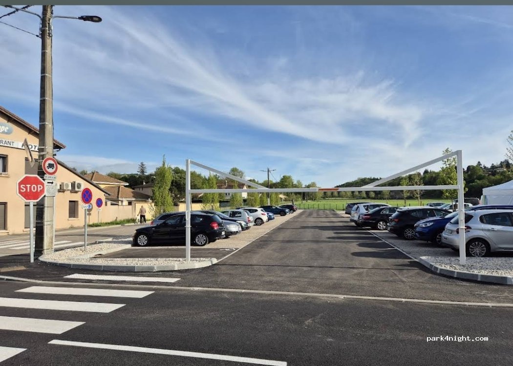 (38070) Saint-Quentin-Fallavier - 790 Rue du Souvenir — foto 3