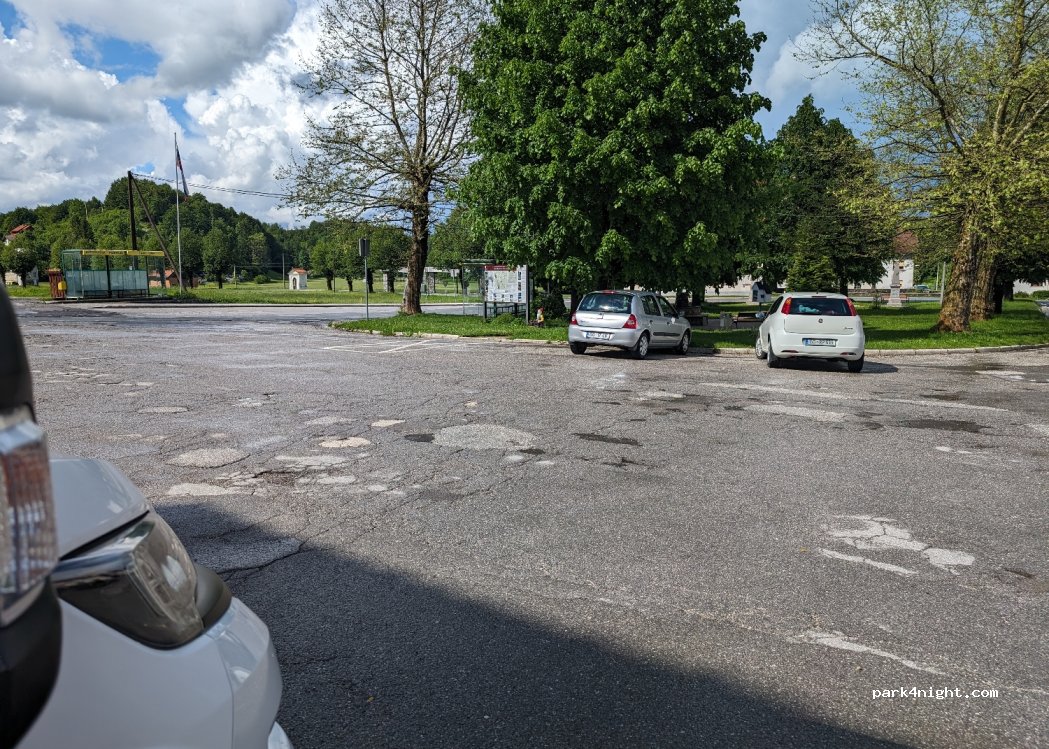 (5274) Črni vrh nad Idrijo - 84 Črni Vrh — foto 2