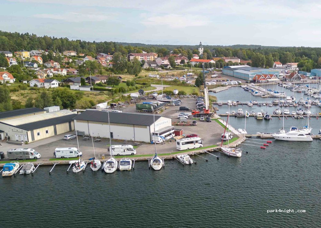Loftahammars Varv & Marina Ställplats — foto 5
