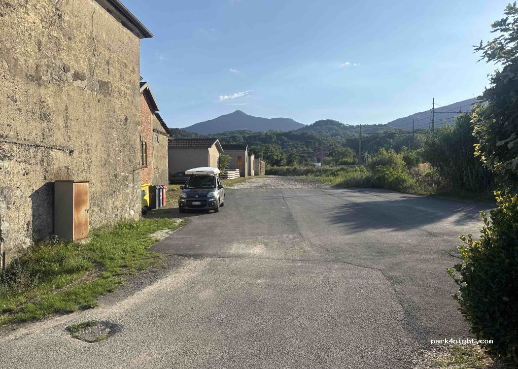 (54027) Pontremoli - 50 Viale Cabrini — foto