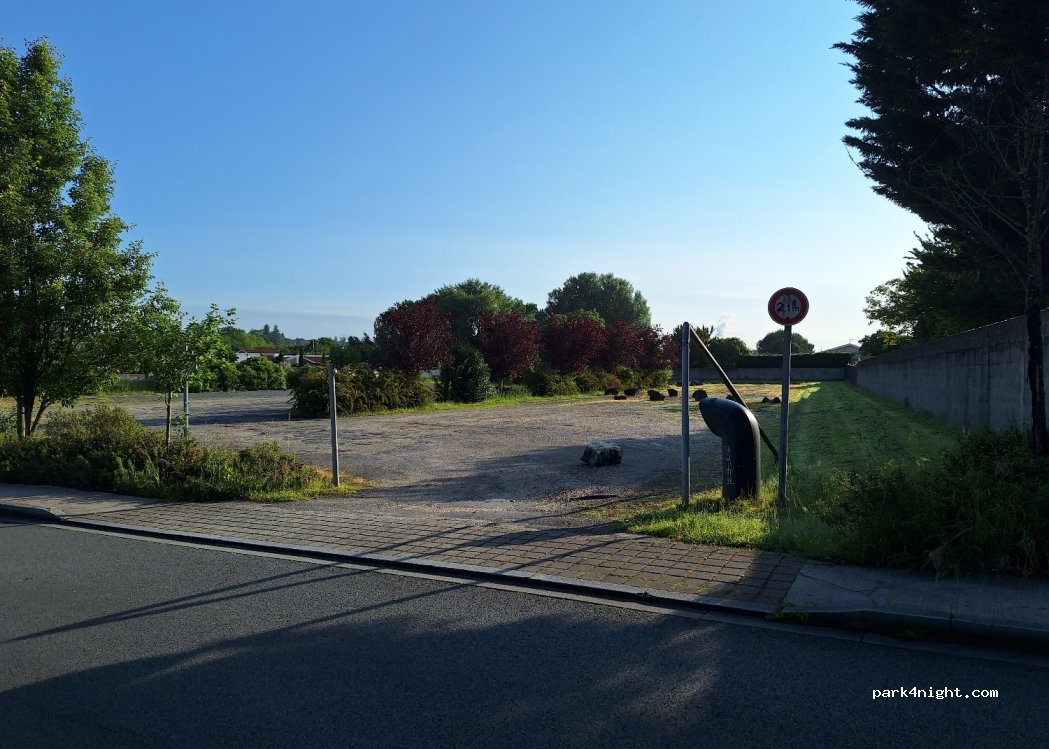 (33560) Sainte-Eulalie - 31 Avenue de l'Europe — foto 2
