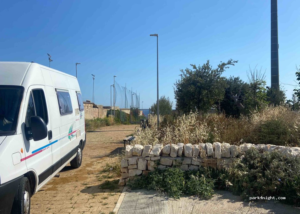 (70044) Polignano a Mare - 1 Via Luigi Pirandello — foto 2