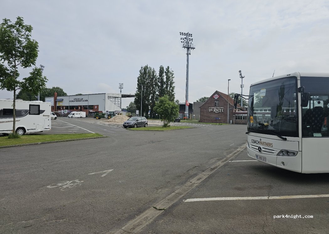(8530) Harelbeke - 23 Stasegemsesteenweg — foto