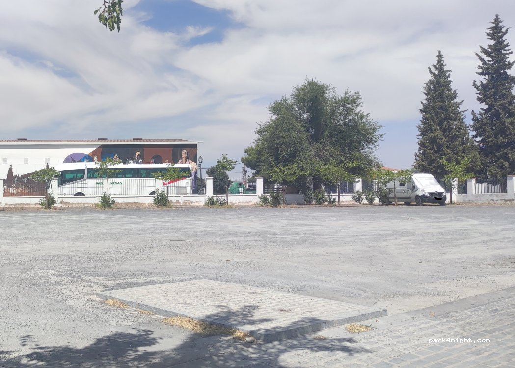 (14270) Hinojosa del Duque - 33 Calle Romero Bolloqui — foto 5
