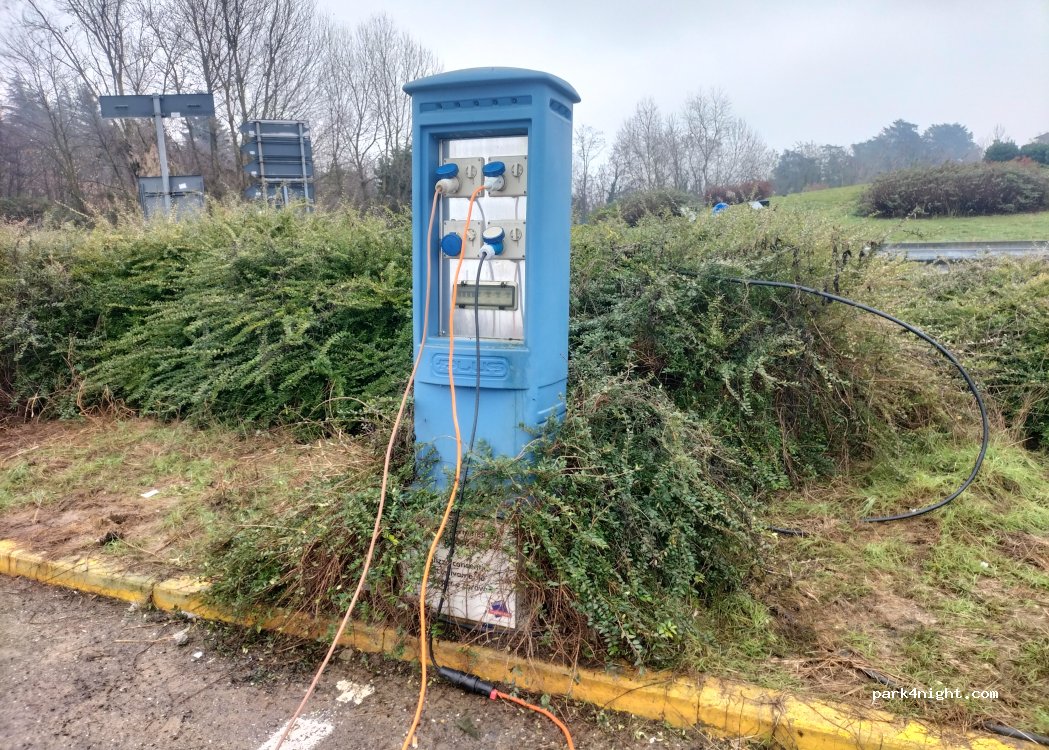 (15069) Outlet - 1 Strada Provinciale ex Strada Statale 35bis dei Giovi — foto 5