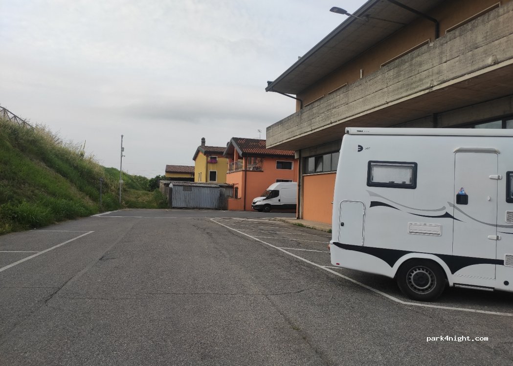 (37032) Monteforte d'Alpone - Vicolo Marini — foto 3