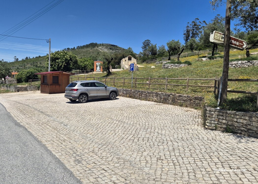 (2480) Porto de Mós - 47 Rua da Sormaria — foto 2