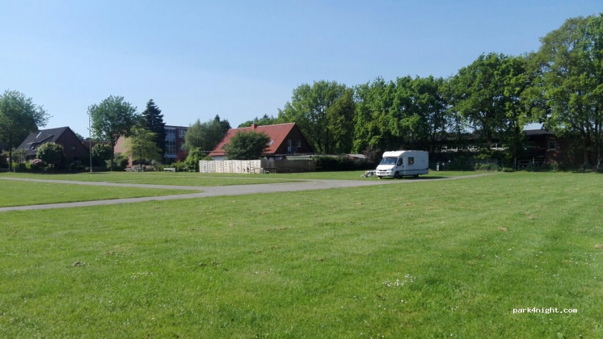 Wohnmobilstellplatz Friedeburg — foto 3