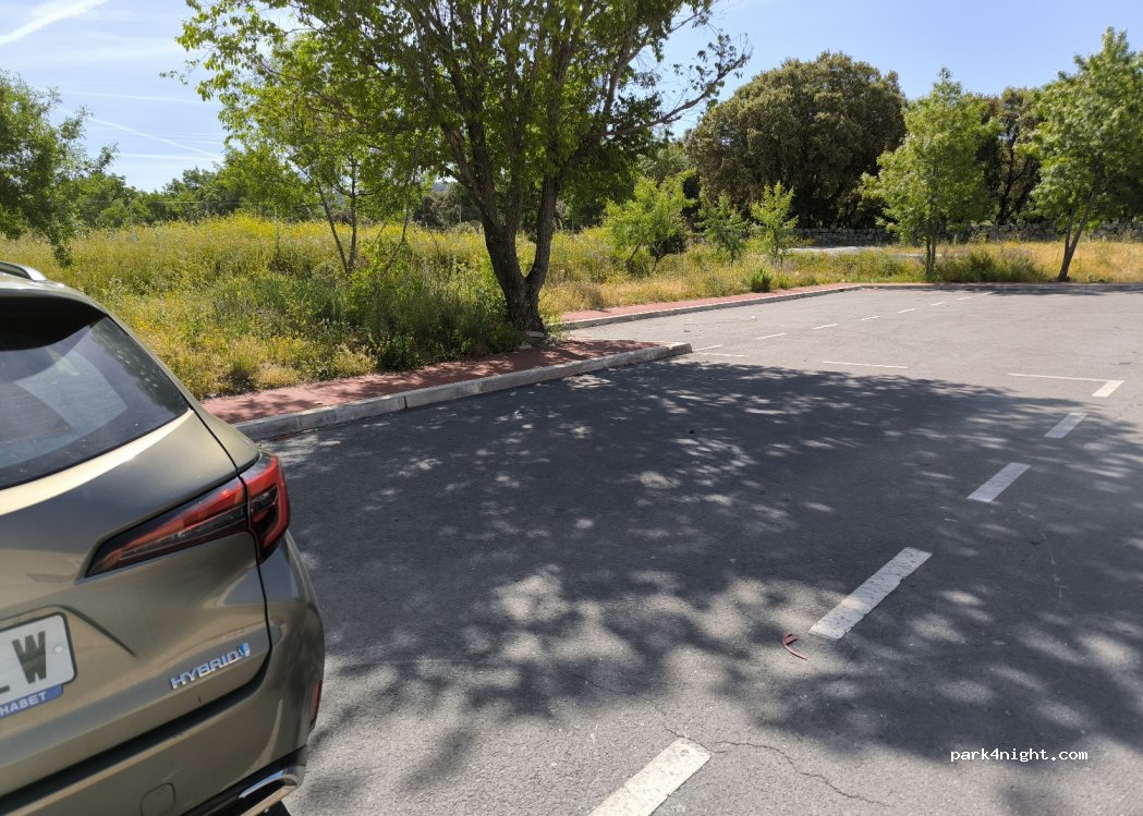 (28412) Moralzarzal - 28-30 Calle de Guadarrama — foto 2