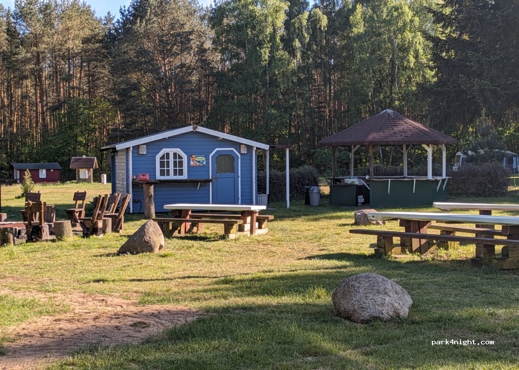 Camping Idyll Murchin Jugendherberge und Campingplatz — foto